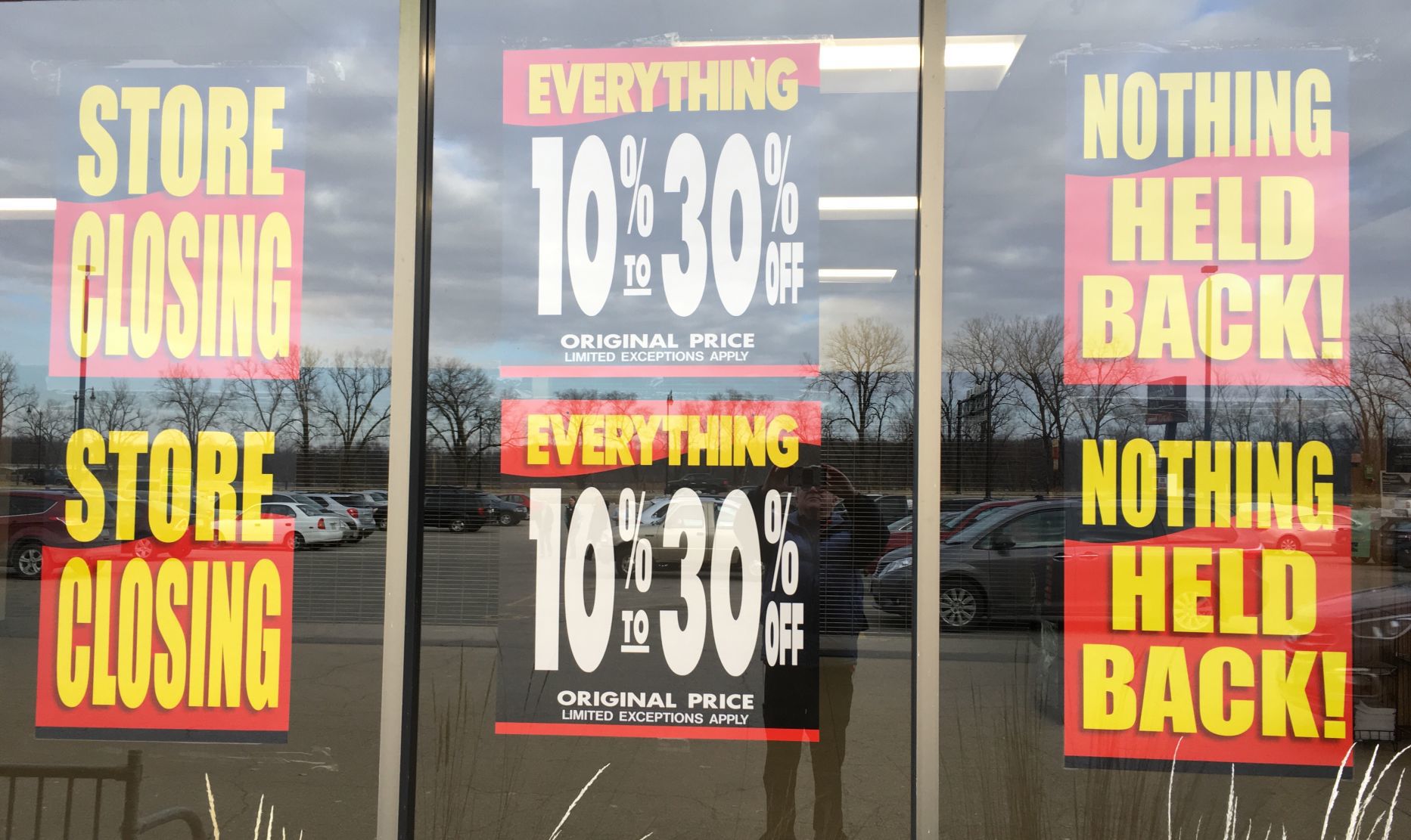 Shopko closing signs